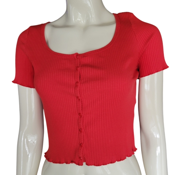 size small red H& M crop top - Picture 2 of 4